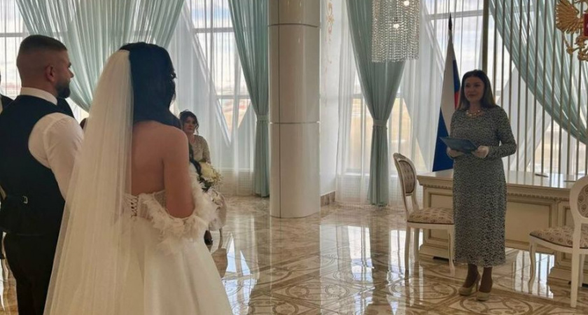 Камчатские молодожены смогут регистрировать брак в выходной