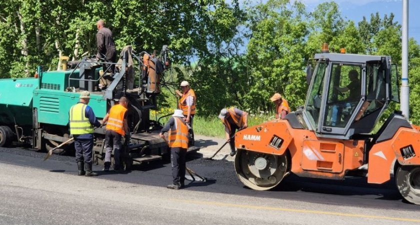 В столице Камчатки залатали больше 35 тысяч квадратных метров дорог — впереди ещё тысячи