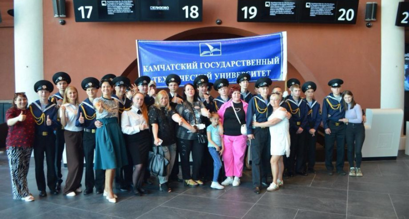 Камчатские курсанты колледжа технического университета отправились на практику в Приморье на паруснике “Паллада”