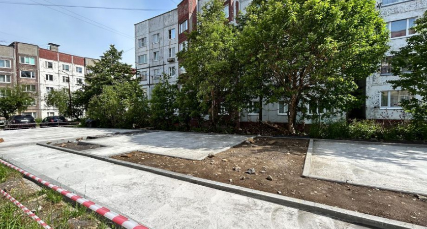 В Петропавловске-Камчатском благоустраивают девять дворовых территорий