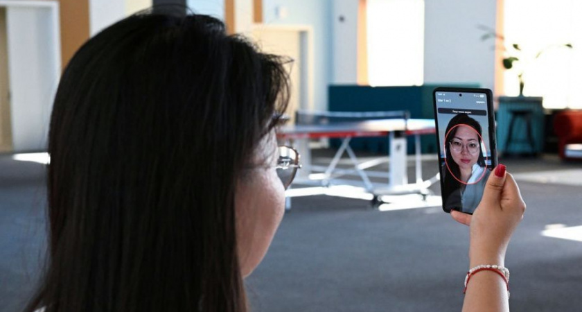 Искусственный интеллект помогает камчатцам быстрее пройти биометрию на Госуслугах