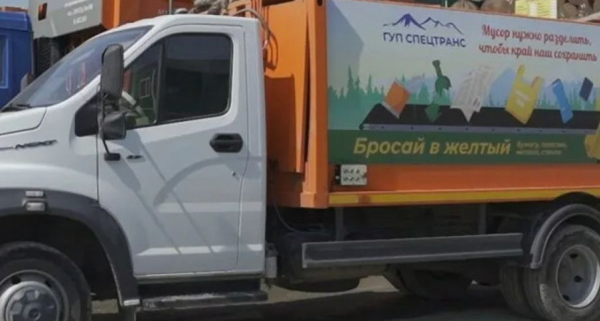 Администрация Вилючинска не оплатила вывоз мусора из пустующих квартир 