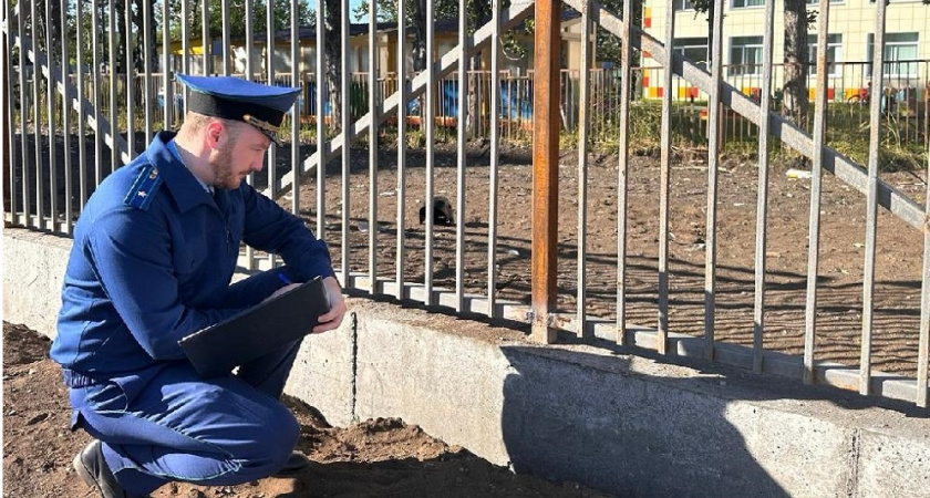 Прокуратура Камчатки следит за подготовкой школ к новому учебному году