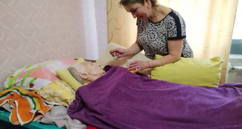 Более 200 жителей Камчатки получили помощь социальных служб во время циклона