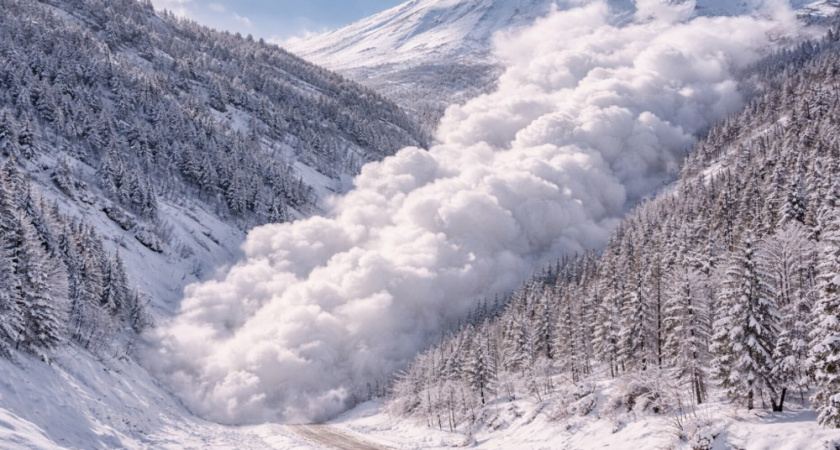 У Вилючинского вулкана проведут принудительный спуск снежных лавин
