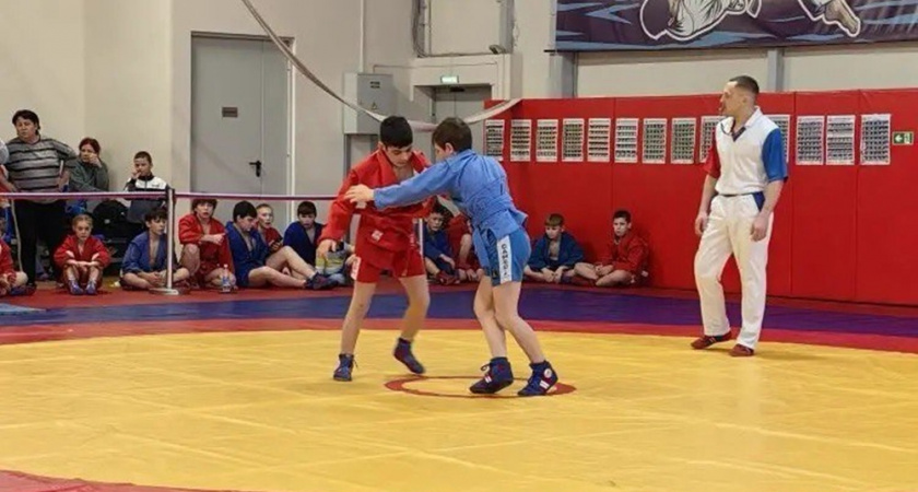 В Елизово прошло первенство Камчатского края по самбо