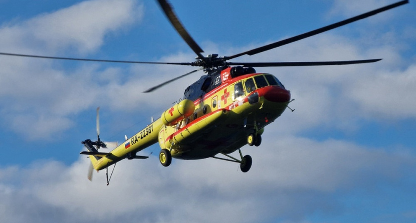 Спасатели эвакуировали мужчину в критическом состоянии с озера Калыгирь на Камчатке