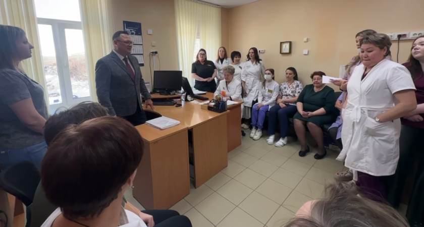 На Камчатке министр здравоохранения проинспектировал Елизовскую больницу