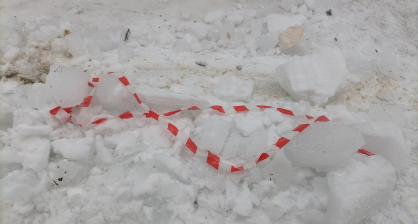 В Петропавловске-Камчатском возбудили дело из-за падения наледи на ребенка