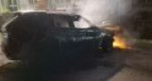 Очевидцы: в Петропавловске-Камчатском подожгли автомобиль (видео)