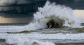 Западное и северо-восточное побережье Камчатки представляют опасность