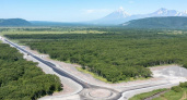 Самую долгожданную дорогу асфальтируют на Камчатке