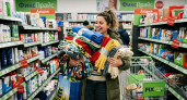 Набираю тележку пледов из FixPrice и нарезаю на квадраты: 10 полезных применений товара за 79 рублей