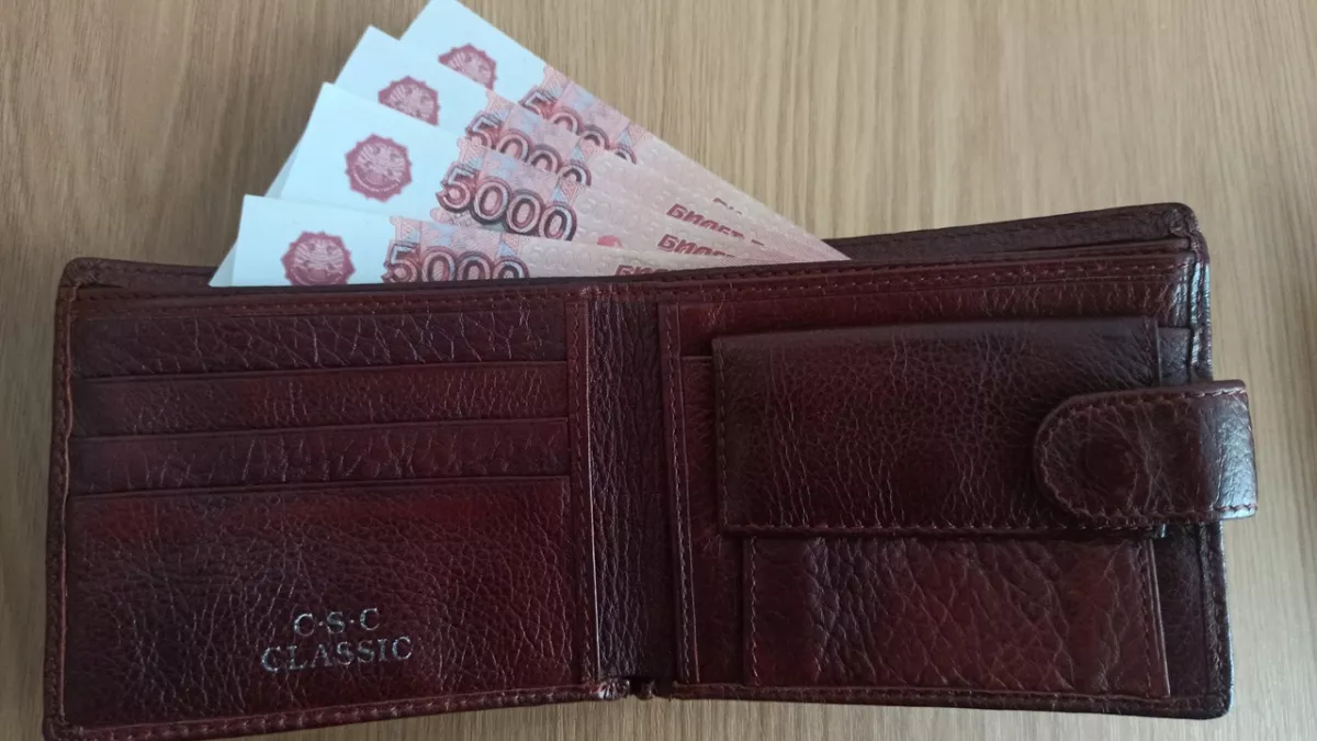 Управляющая компания компенсирует 100 тысяч рублей камчатской пенсионерке