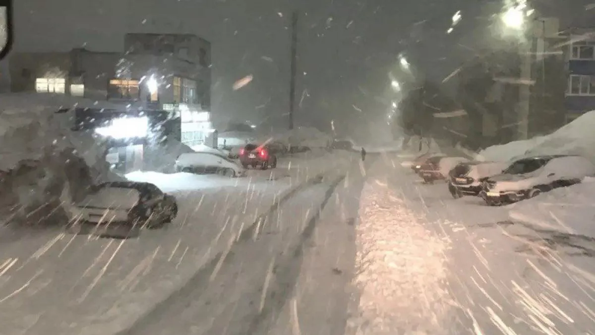 В Петропавловске-Камчатском объявлено штормовое предупреждение из-за циклона