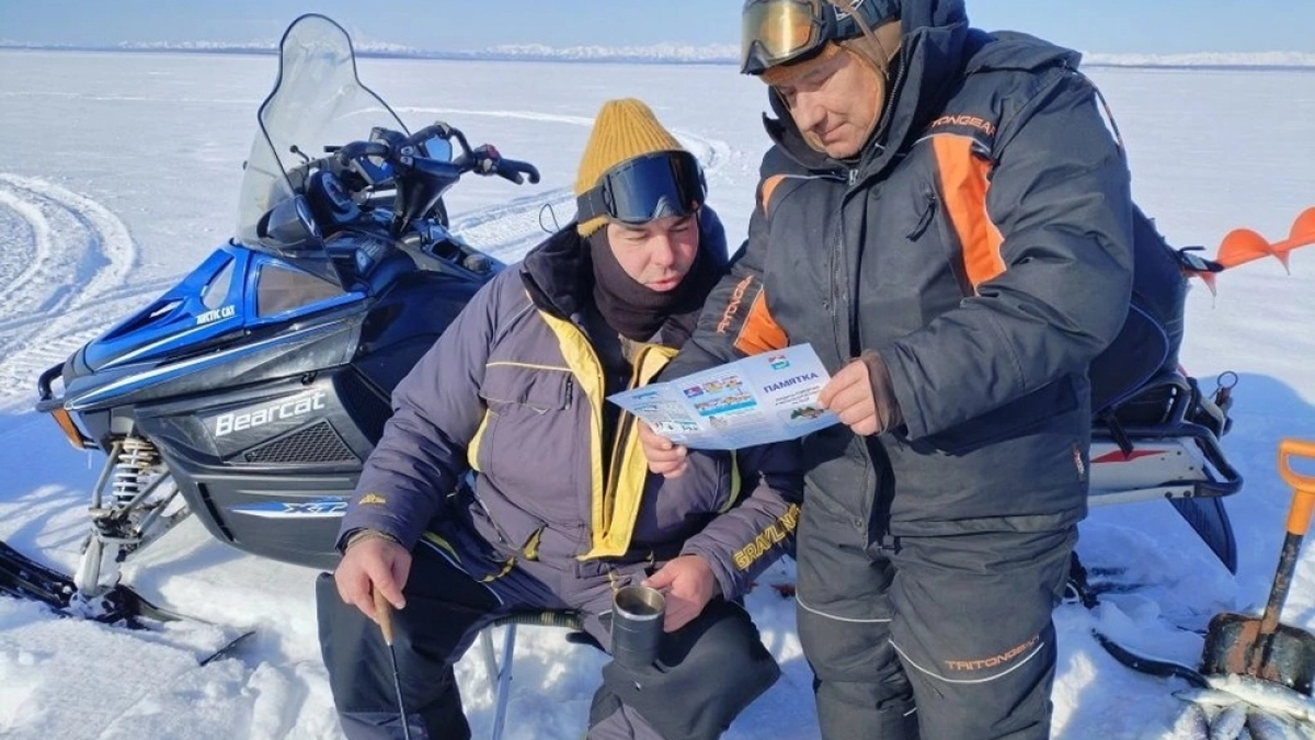 На Камчатке рыбакам напомнили об опасности весеннего льда