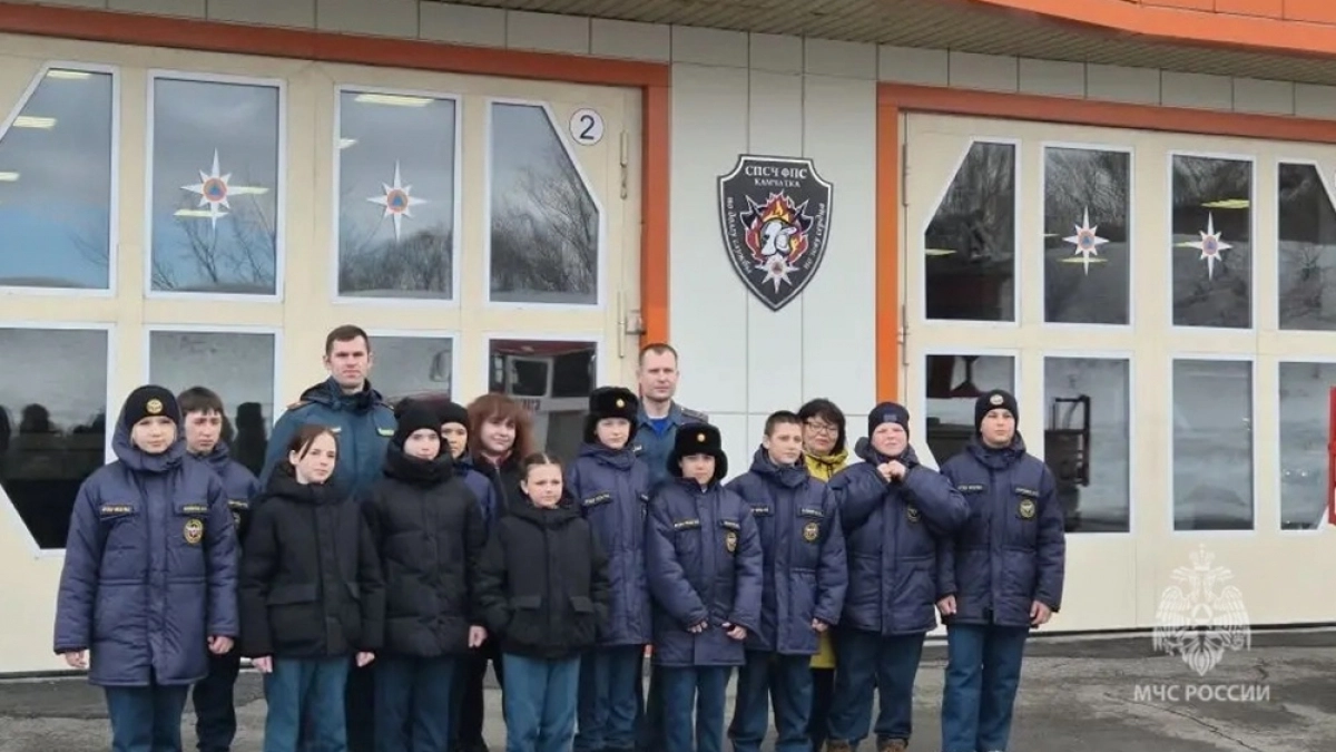 Камчатские кадеты побывали в гостях у пожарных и спасателей