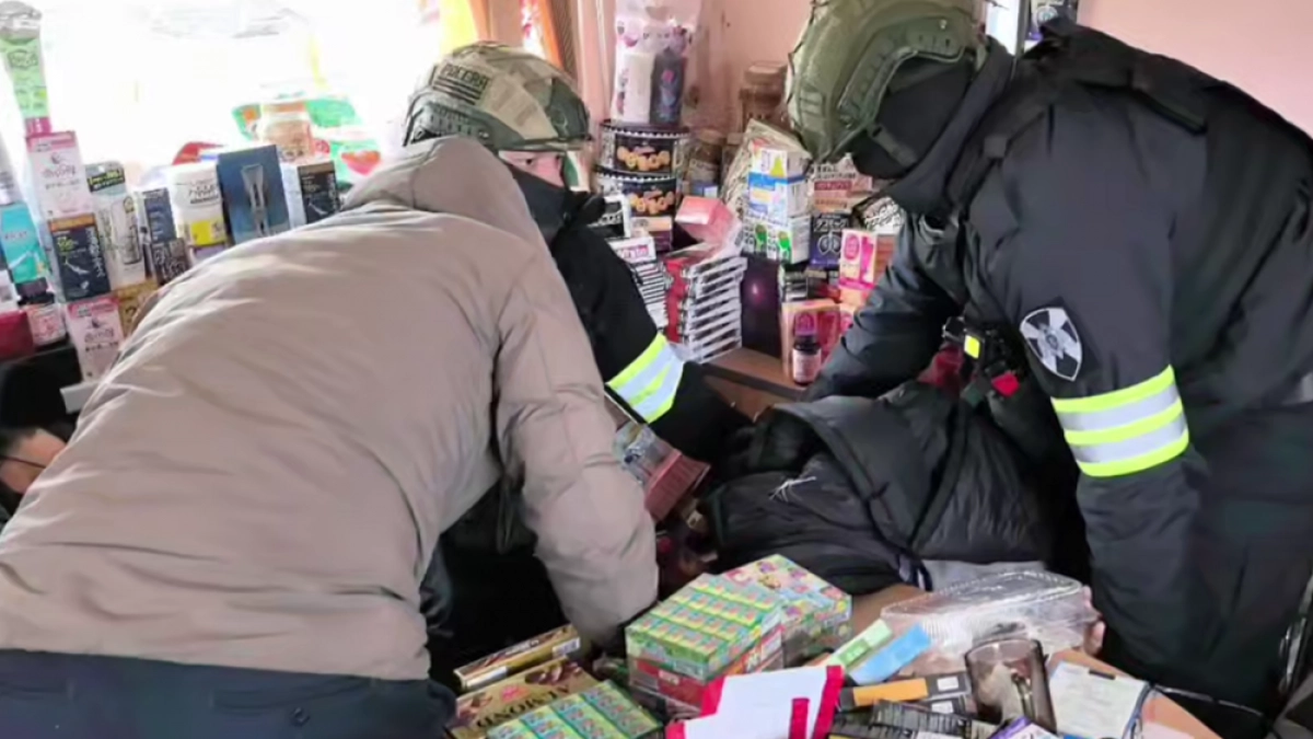 На авторынке Петропавловска пенсионер торговал нелегальным алкоголем