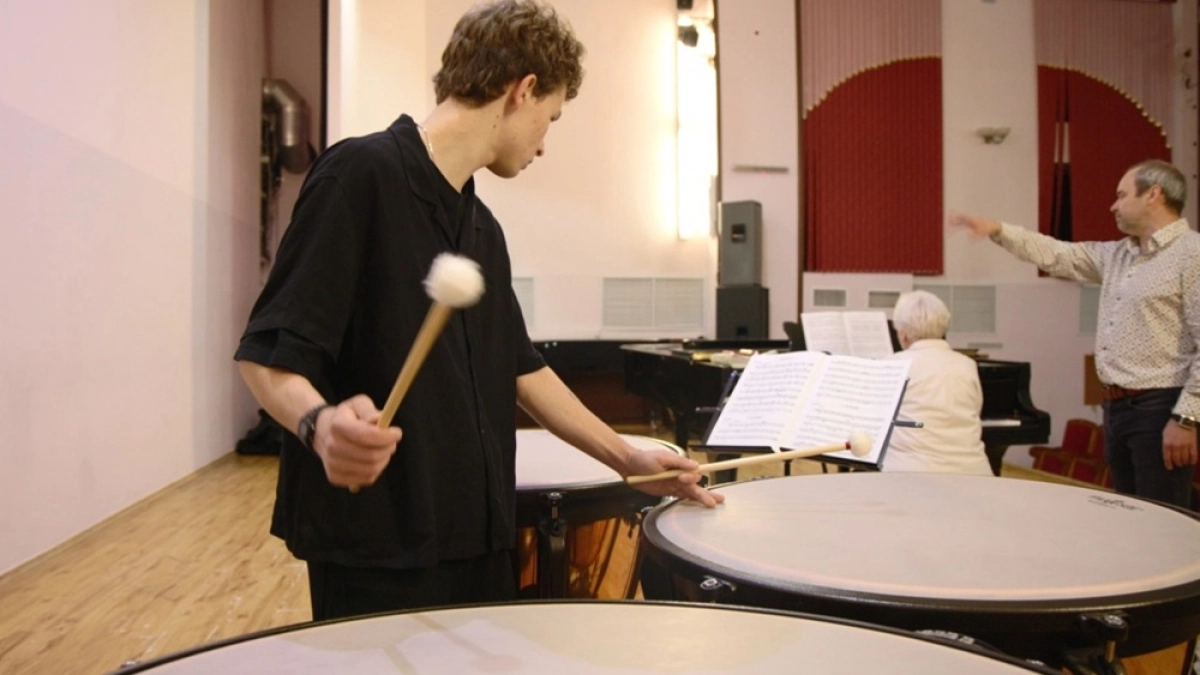 Литавры и три пианино закупили для колледжа искусств на Камчатке