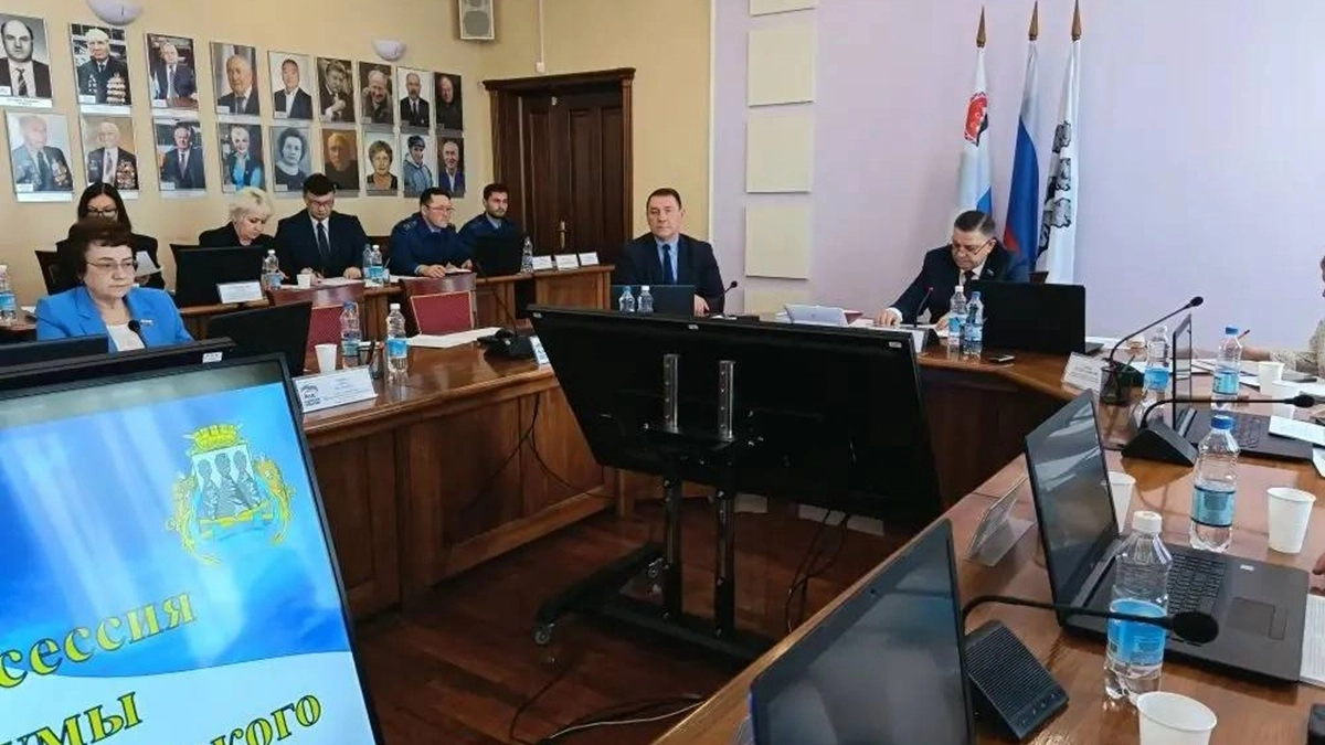 Депутата в Петропавловске-Камчатском лишили мандата из-за утраты доверия