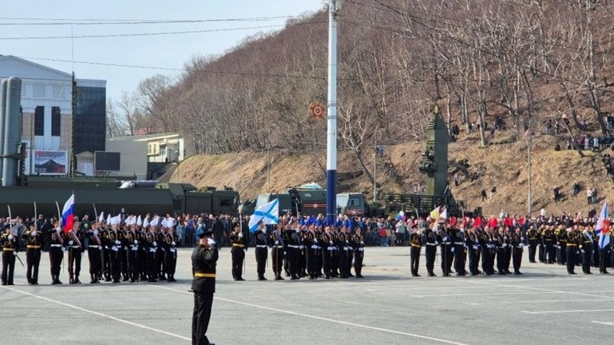 В центре Петропавловска-Камчасткого начнутся репетиции парада с 24 апреля