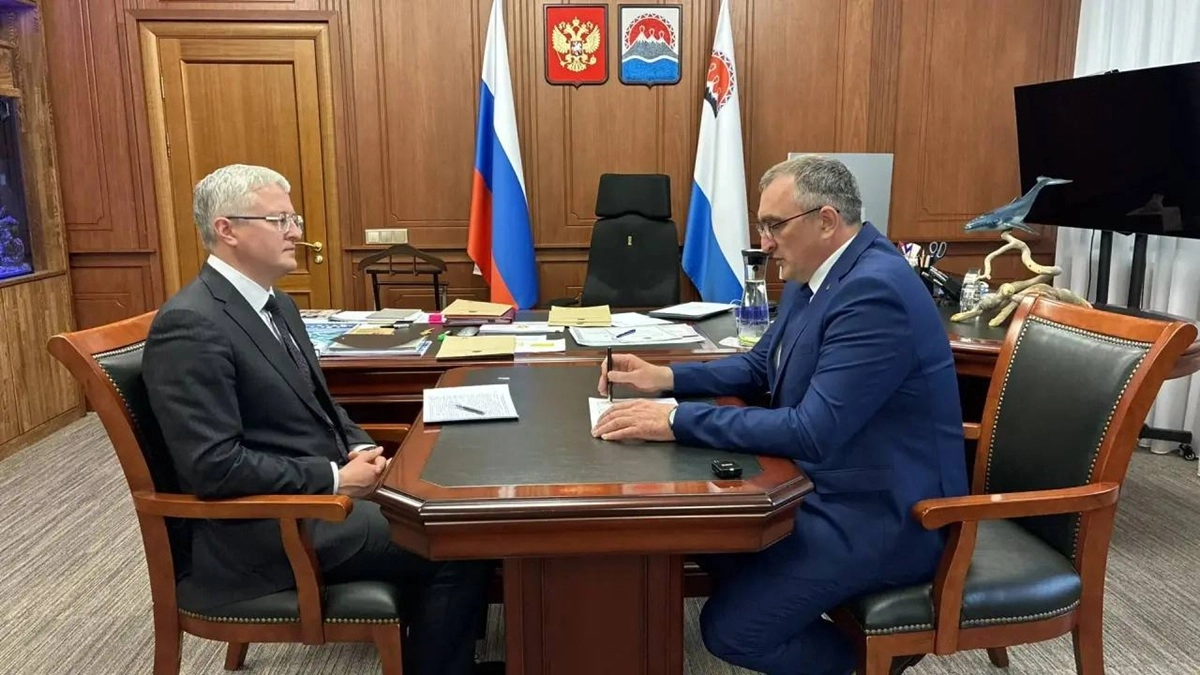 Владимир Солодов встретился с главой Тигильского муниципального округа 