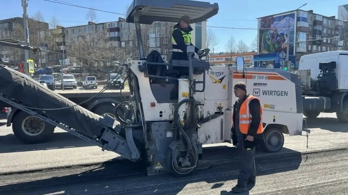 Ремонт федеральной трассы на выезде из Петропавловска идет круглосуточно