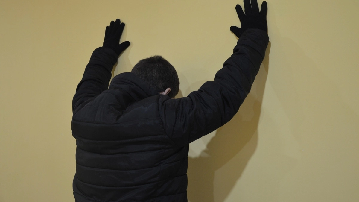 Двое подростков на Камчатке украли украшения у матери подруги и сдали в ломбард